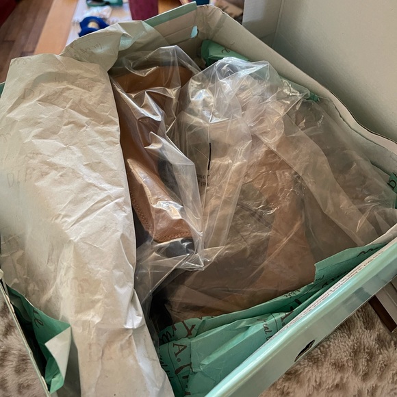 ** SOLD** Sz 8 DIBA True, nirvana booties. Brand new, in box. - Picture 8 of 8